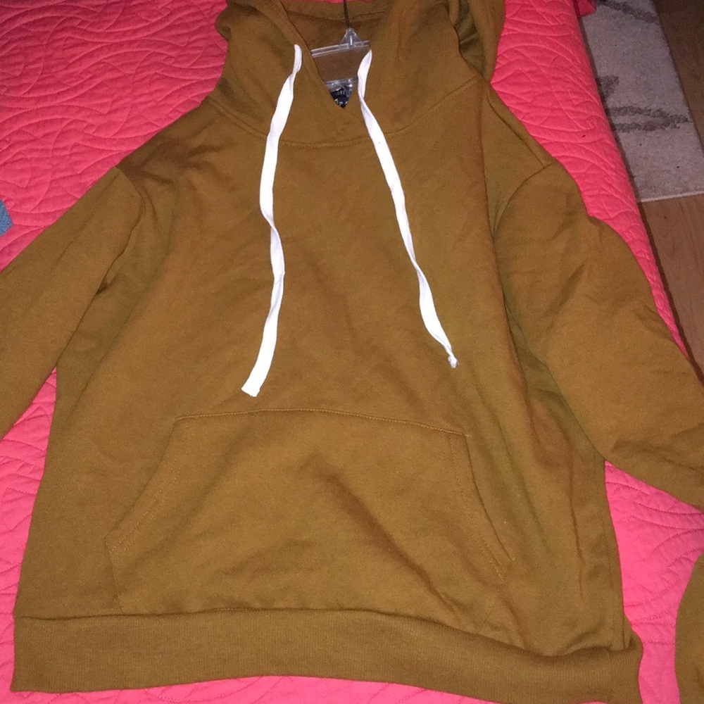 Crop top hoodie/pullover